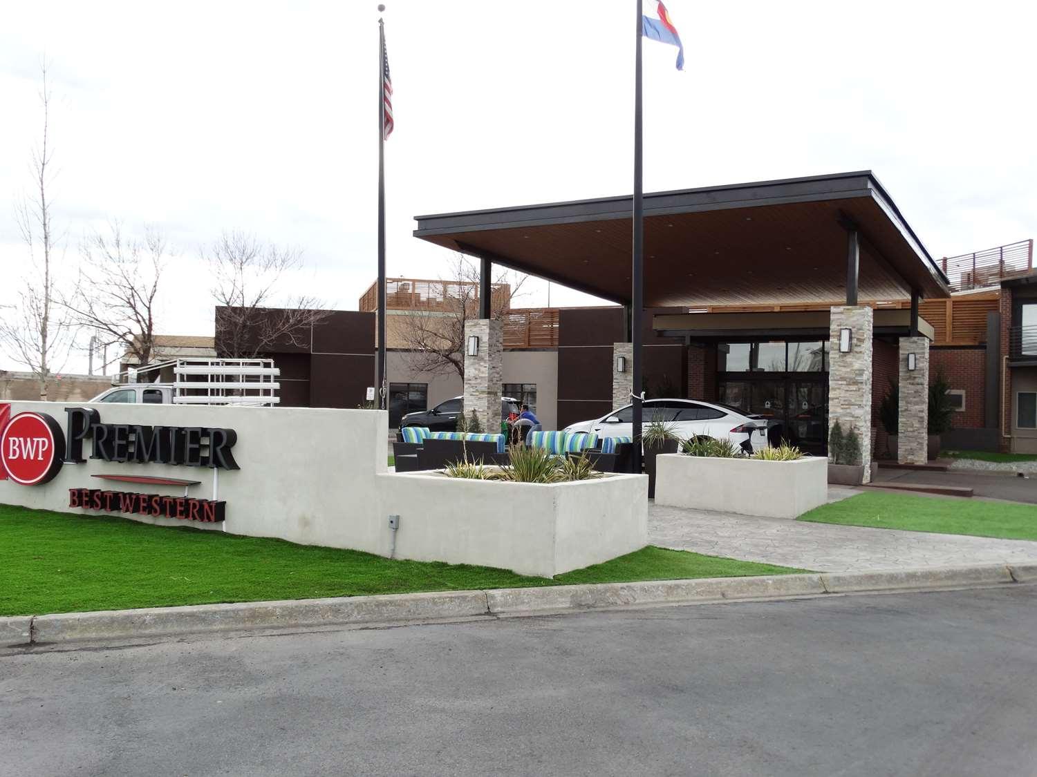 Best Western Premier Denver East Exterior photo