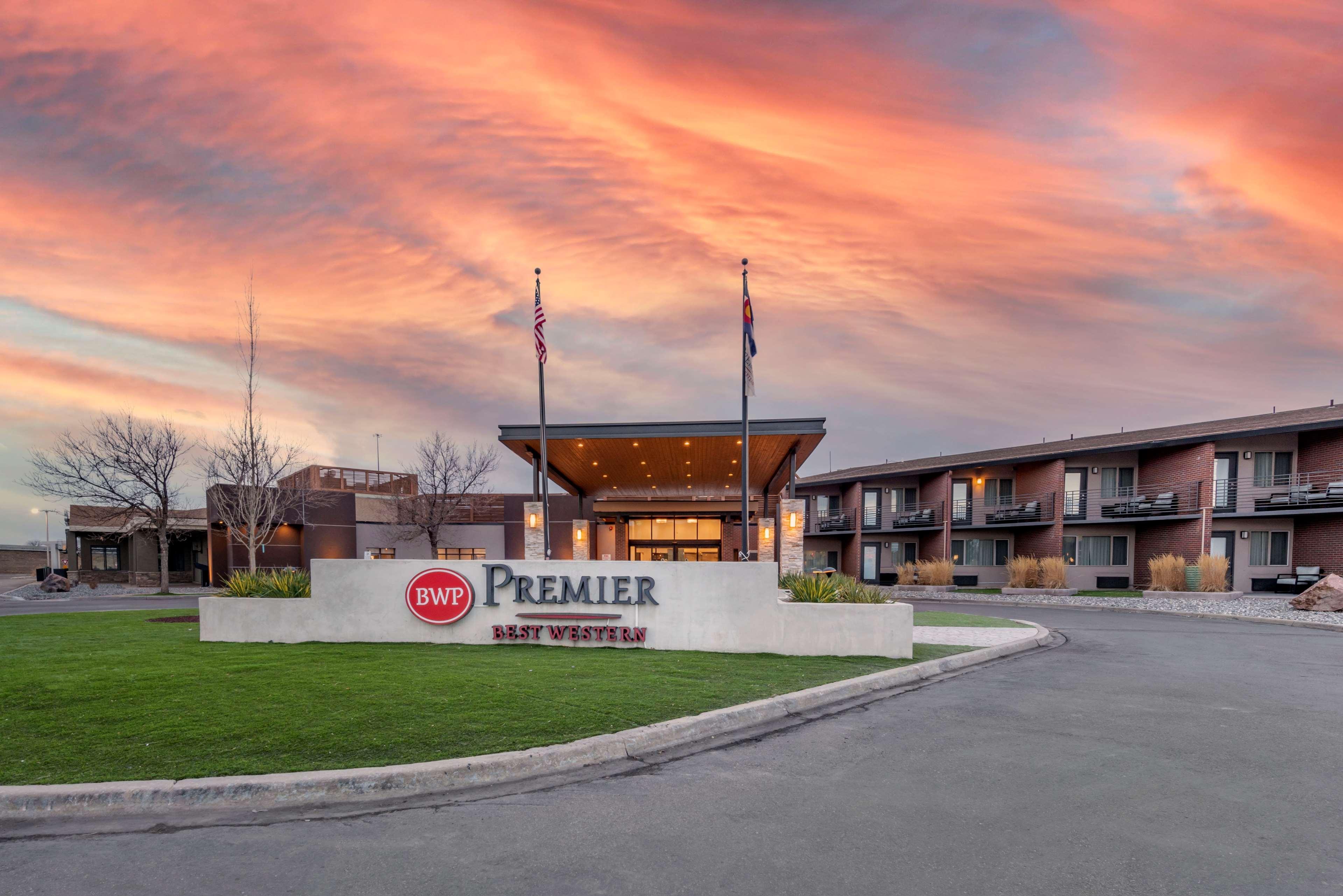 Best Western Premier Denver East Exterior photo